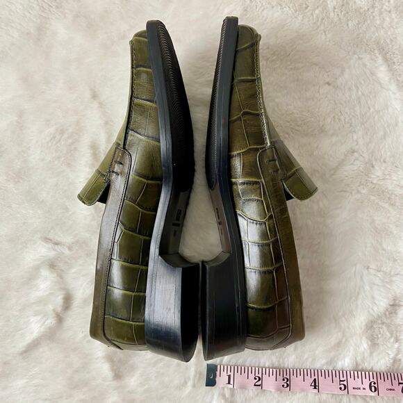 Joan & David Green Leather Heeled Loafers - Picture 6 of 9